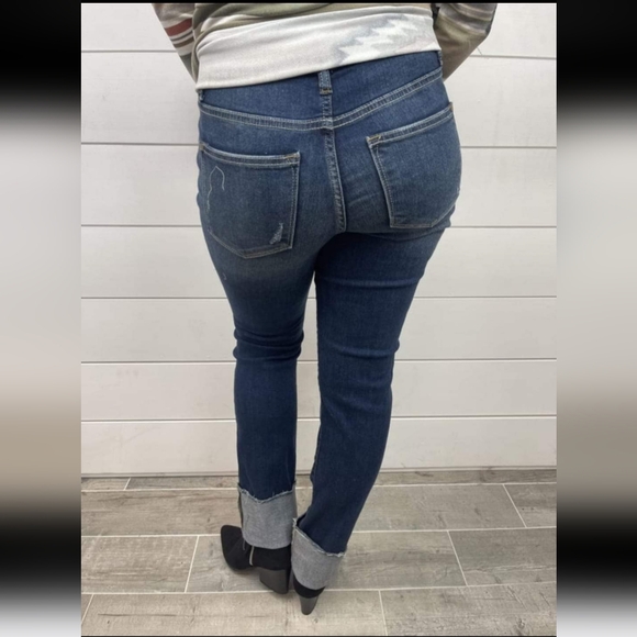 Judy Blue Cuffed Mid Rise Straight Jeans - Picture 2 of 3